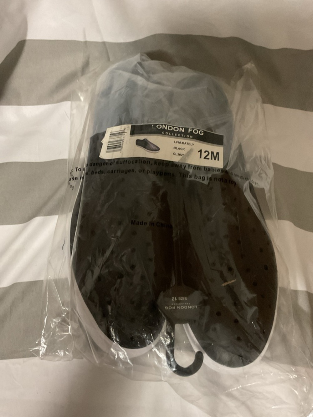 London Fog Black Perforated Slip-On beach shoe Men’s 12 Women’s 13.5-14 New - Picture 5 of 5